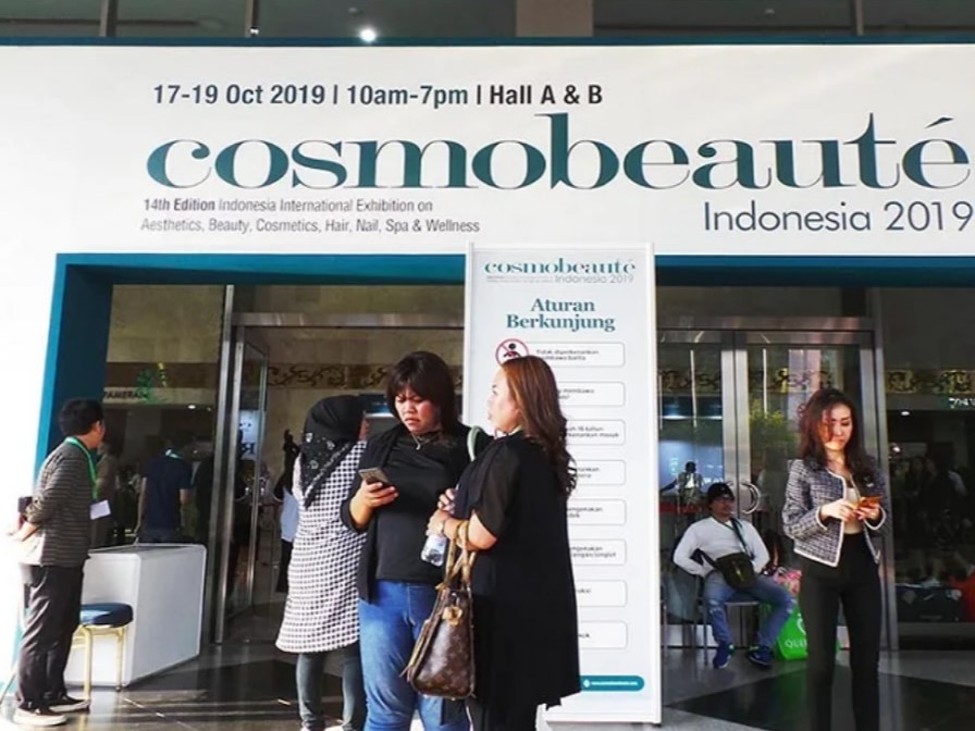 Cosmo Beauty Indonesia 2019 exhibition entrance